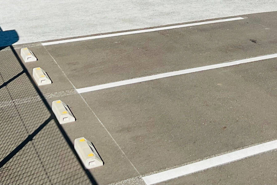 ヤマケン展示場　駐車場
